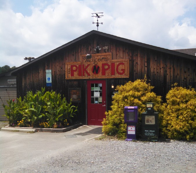Pik-n-Pig Carthage 